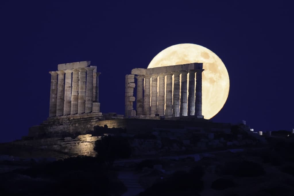 grčka-mjesec2.jpg