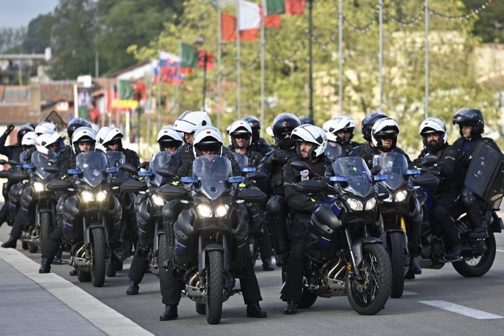 G-7-protesti-francuska (1).jpg