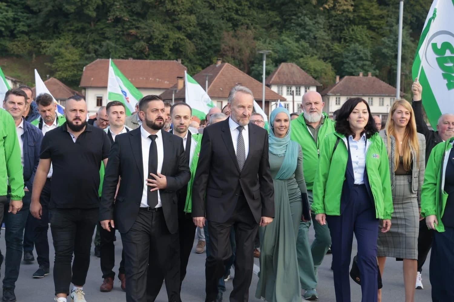 Izetbegović u Maglaju