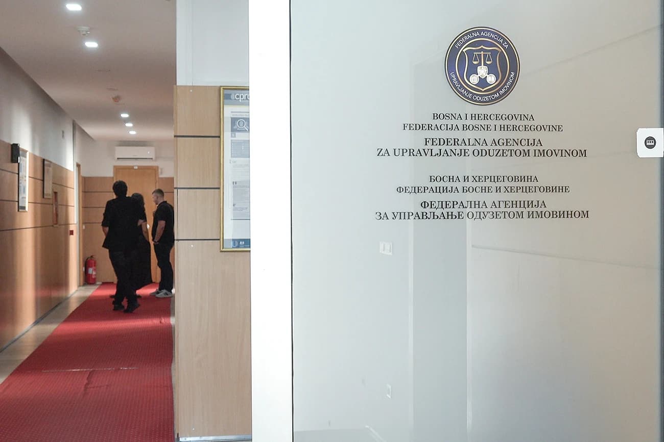Vinko Jakić više od hiljadu dana ne dolazi na posao u Federalnu agenciju za upravljanje oduzetom imovinom
