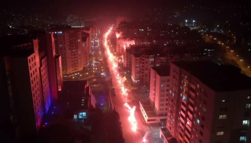 Velika bakljada Fukara u čast nastradalog Radeta Šimića