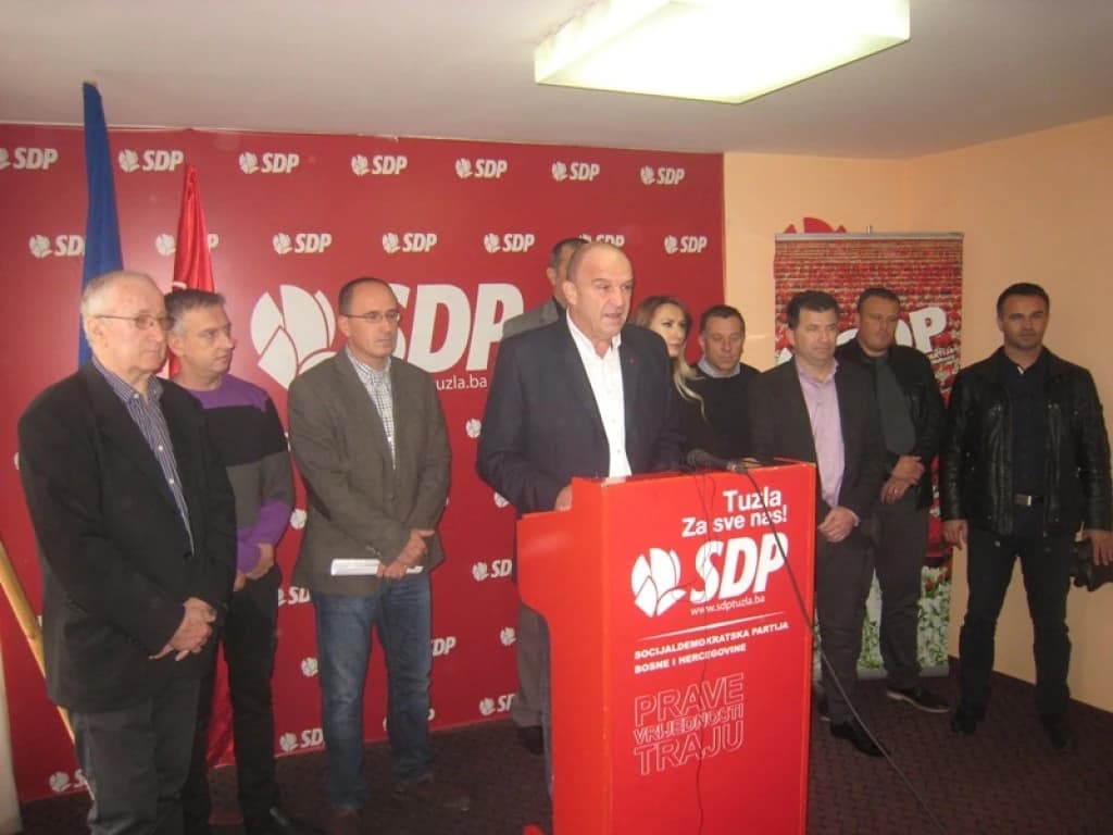 Enver Bijedić, predsjednik KO SDP-a Tuzla