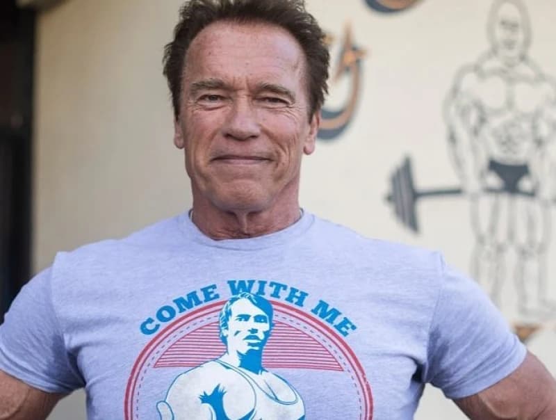Arnol Schwarzenegger