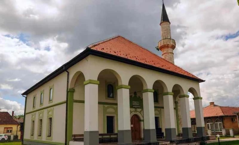 Azizija džamija, Orašje 