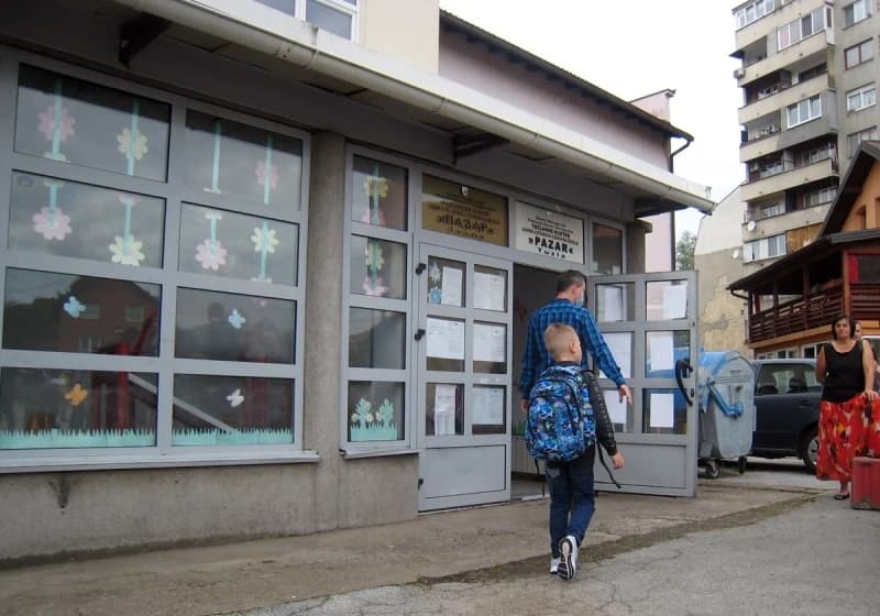 Osnovna škola Pazar u Tuzli