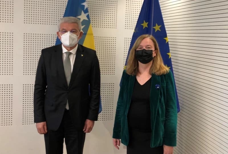 Džaferović: Dodika može obeshrabriti samo jasan signal da će snositi posljedice za rušenje Dejtona