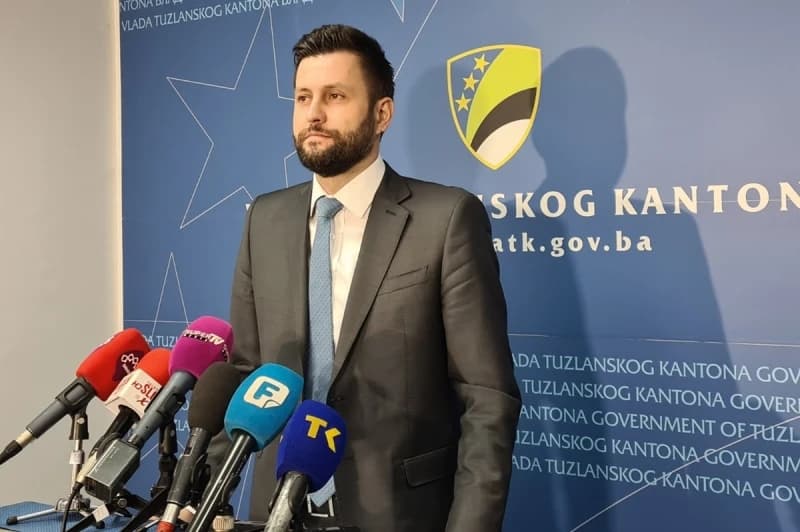 Ministar obrazovanja i nauke TK Elvis Baraković