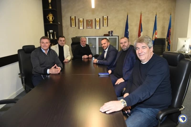 Delegacija FSBiH na čelu sa Vicom Zeljkovićem u posjeti FS Srbije