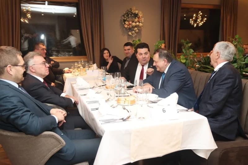 Igor Kalabuhov i Milorad Dodik na Jahorini