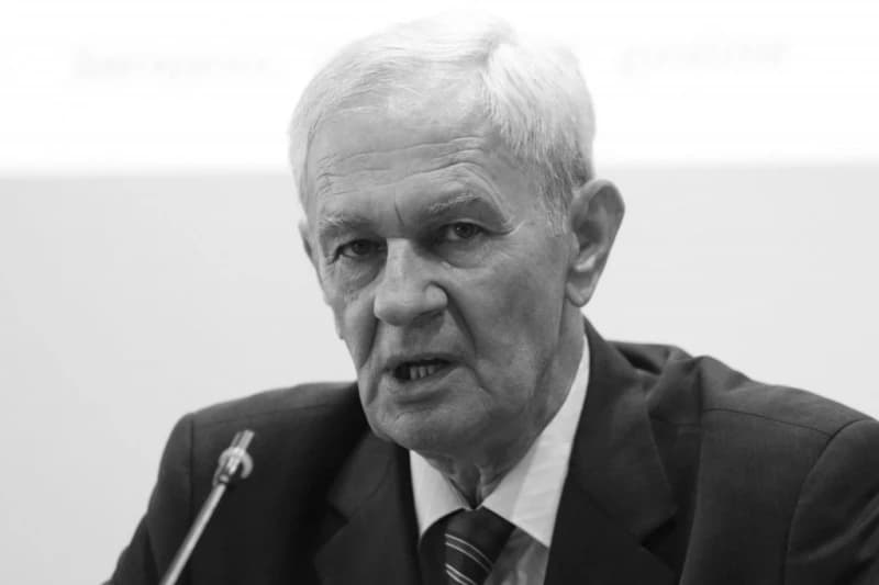 Preminuo general Salko Begić, pilot i prvi komandant Zračnih snaga Vojske FBiH