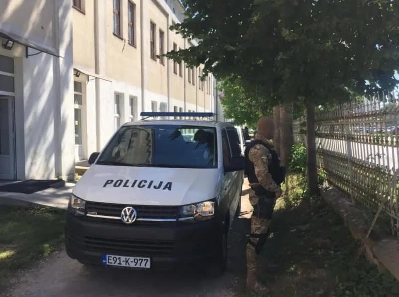 Uhapšeno osam policajaca iz Policijske stanice Kiseljak