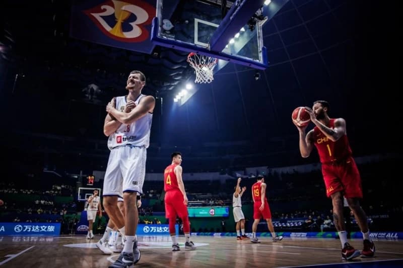 Košarkaškom reprezentativcu Srbije na Filipinima odstranjen bubreg