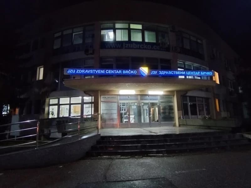 Preminulo dojenče u Brčkom, majka tvrdi da je zbog vakcine, u Zdravstvenom centru negiraju