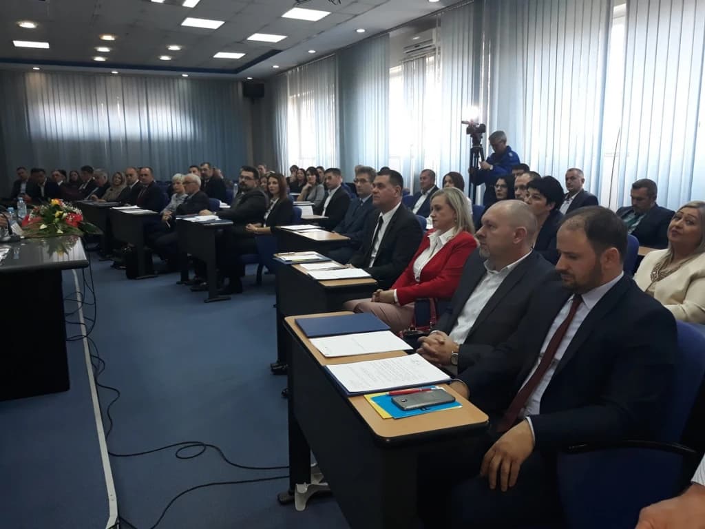 Faktor saznaje: Podijeljeni resori u novoj vladi TK, premijer će biti iz Živinica