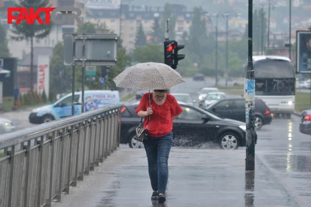 U popodnevnim i večernjim satima mogući pljuskovi sa grmljavinom