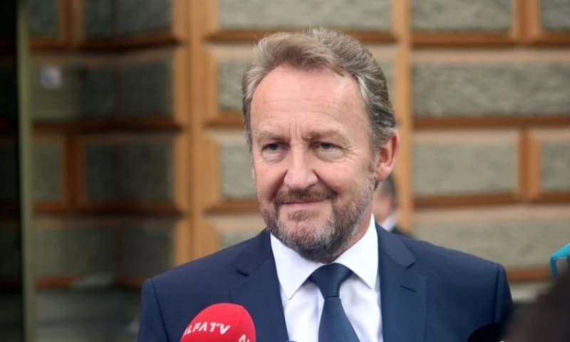 Izetbegović: Neka nam Bajram bude inspiracija za jačanje zajedništva