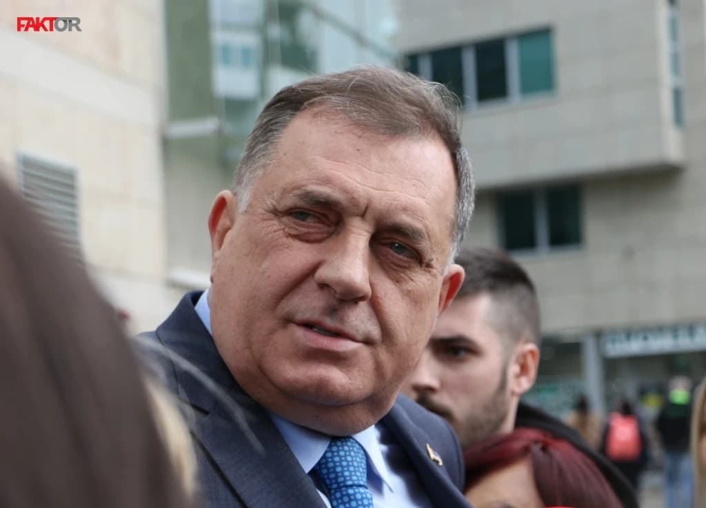 Dodik odgovorio Schmidtu: Ja znam da nisam Bog, a on uporno tvrdi da je visoki predstavnik