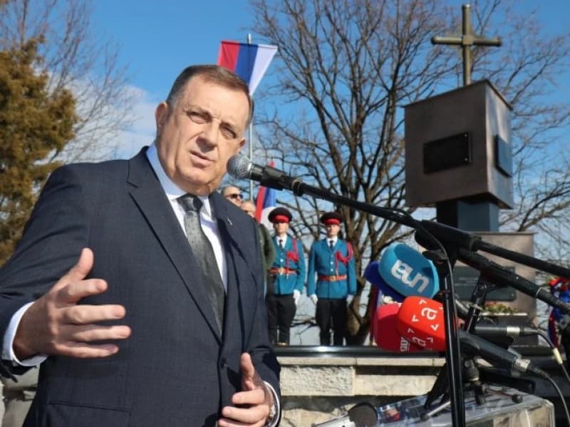 Milorad Dodik, Drakulići