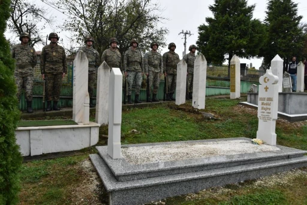 Obilježene godišnjica smrti brigadnog generala Hajrudina Mešića