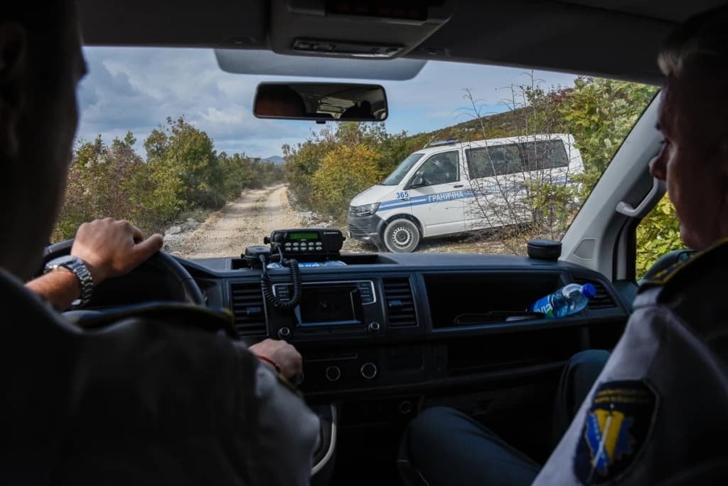 Sve više migranata na južnoj granici BiH: Nastoje proći i izbjeći deportaciju u Crnu Goru