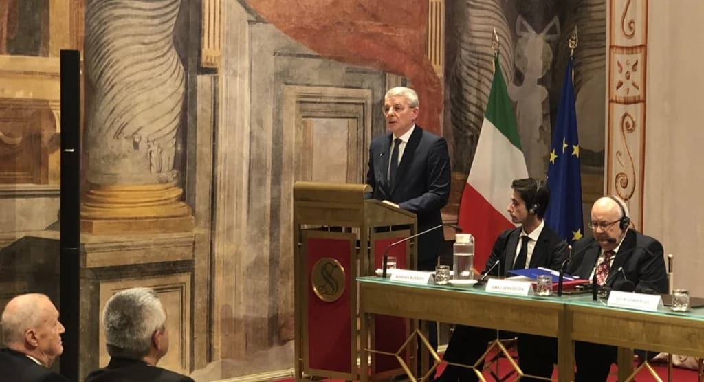 Senat Italije: Džeferović održao govor