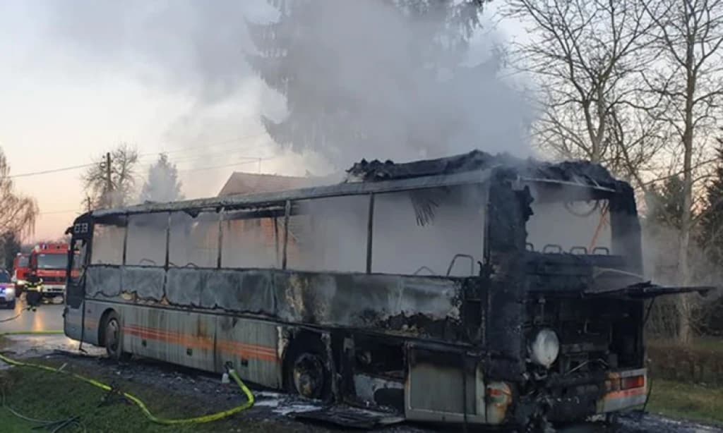 Autobus izgorio u Hrvatskoj