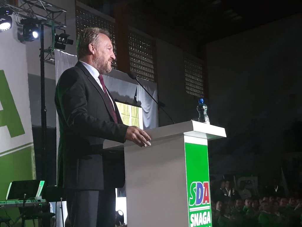 Izetbegović: Čović se prepao Komšića, Radončiću ćemo reći dosta i allahimanet