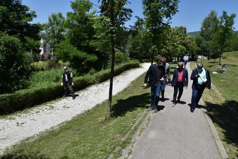 Uređuje se gradski park Jezero na Betaniji