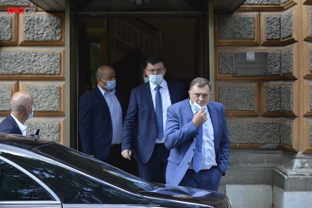 RS molila FBiH za testove, Dodika testirali 10 puta na koronu, nijednom u Tužilaštvu: "Pandemija pokazala da je BiH nepotrebna"