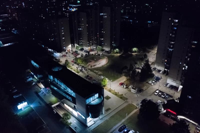 Puštena u funkciju nova javna rasvjeta duž šetališta u A fazi Alipašinog Polja