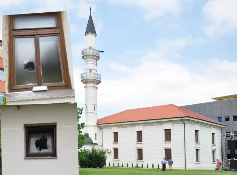 Vandalizam: Razbijeni prozori na Atik džamiji u Bijeljini